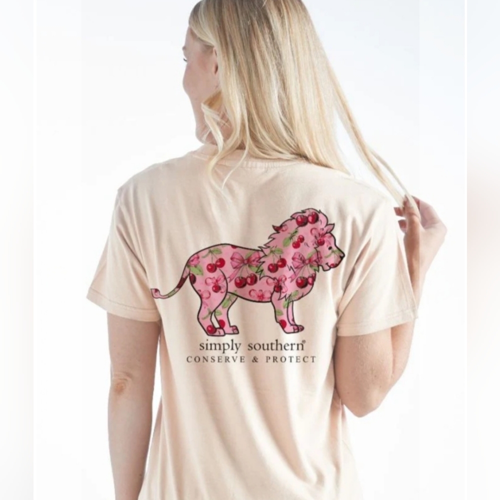 Simply Southern Save Lion Cherry Design Short Sleeves, NWT